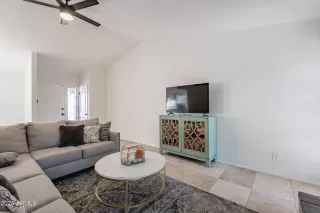 Photo #3: 6754135 Listing