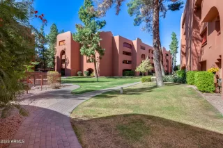 Photo #2: 6754168 Listing 