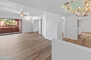 Photo #3: 6754168 Listing 