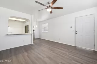 Photo #3: 6754216 Listing 