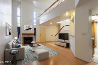 Photo #4: 6754750 Listing