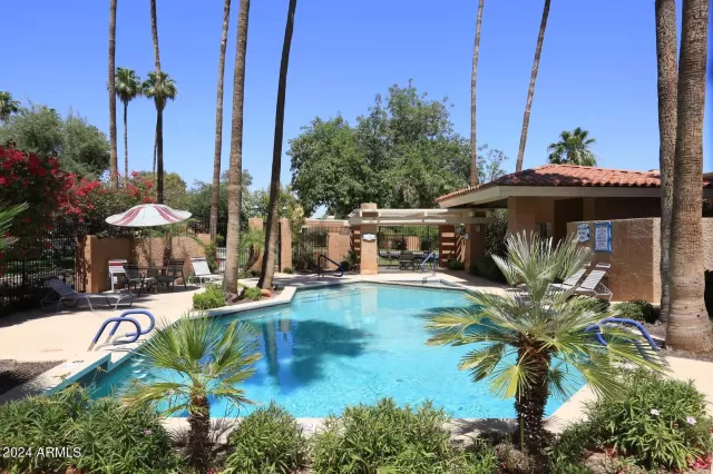 MLS: 6754831 Condo For Sale