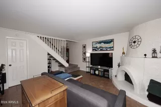 Photo #4: 6754831 Listing