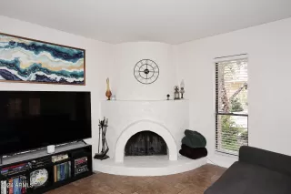 Photo #5: 6754831 Listing