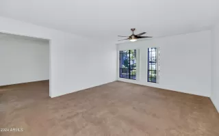 Photo #3: 6754946 Listing 