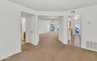 Photo #6: 6754946 Listing 