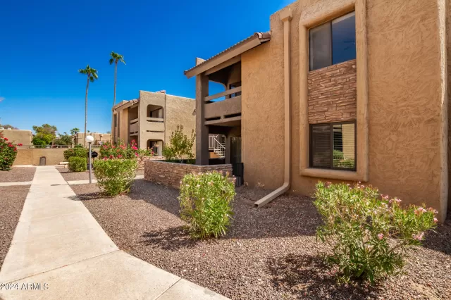 MLS: 6755028 Condo For Sale
