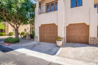 Photo #2: 6755037 Listing 