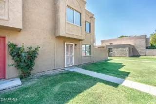 Photo #2: 6755126 Listing