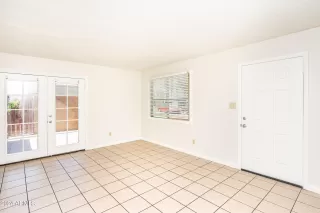 Photo #3: 6755126 Listing