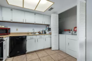 Photo #5: 6755225 Listing 