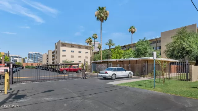 MLS: 6755424 Condo For Sale