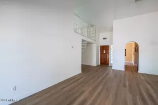 Photo #3: 6755523 Listing