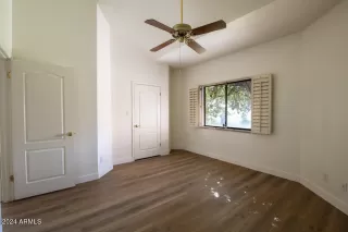 Photo #4: 6755523 Listing