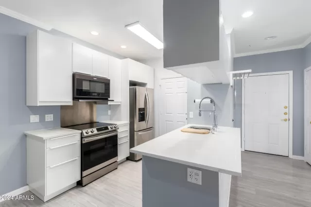 MLS: 6755536 Condo For Sale