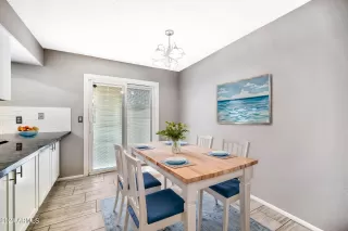 Photo #2: 6755772 Listing