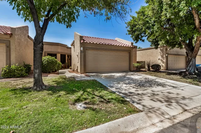 MLS: 6755831 Condo For Sale