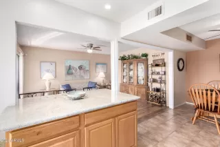 Photo #6: 6755837 Listing 