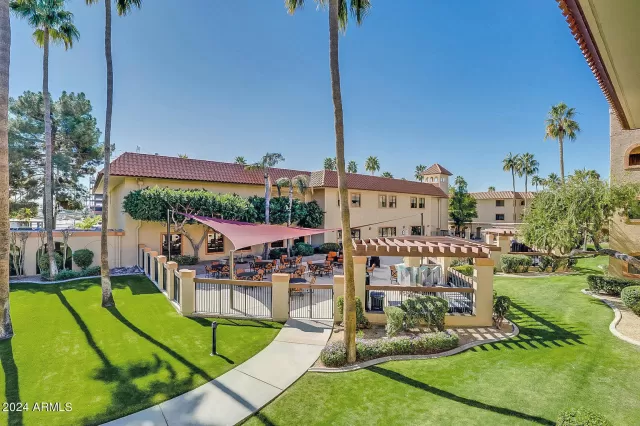 MLS: 6756098 Condo For Sale