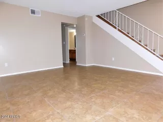 Photo #2: 6756438 Listing