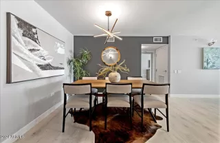 Photo #2: 6756542 Listing