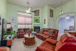 Photo #2: 6756811 Listing 