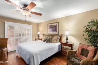 Photo #4: 6757008 Listing