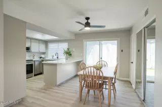 Photo #4: 6757270 Listing 