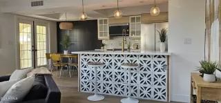 Photo #3: 6757292 Listing