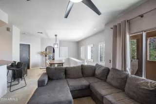 Photo #4: 6757293 Listing 