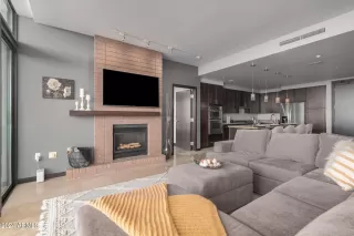 Photo #6: 6757466 Listing 