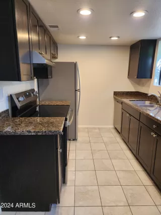 Photo #3: 6757636 Listing 