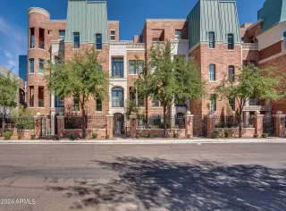 Photo #2: 6757718 Listing