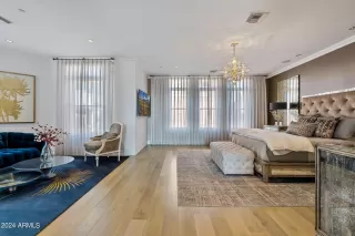 Photo #4: 6757718 Listing