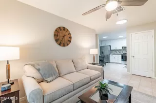 Photo #3: 6757940 Listing 