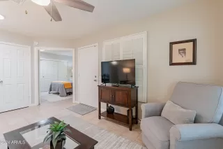 Photo #4: 6757940 Listing 