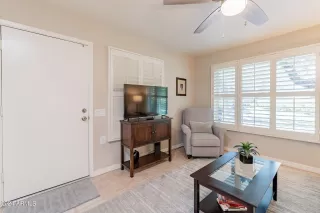 Photo #6: 6757940 Listing 