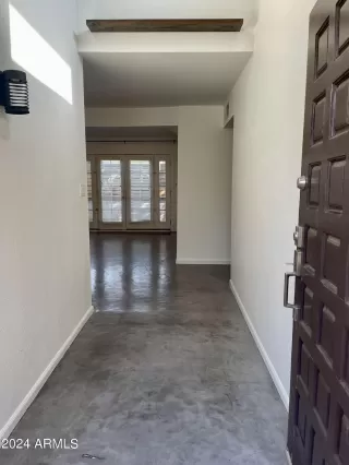 Photo #4: 6757987 Listing 