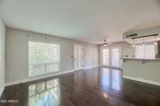 Photo #2: 6758603 Listing