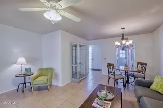 Photo #4: 6758609 Listing 