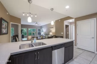 Photo #1: 6758668 Listing 