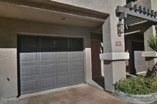 Photo #6: 6758779 Listing