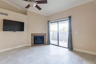 Photo #6: 6759018 Listing