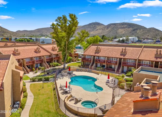 MLS: 6759256 Condo For Sale