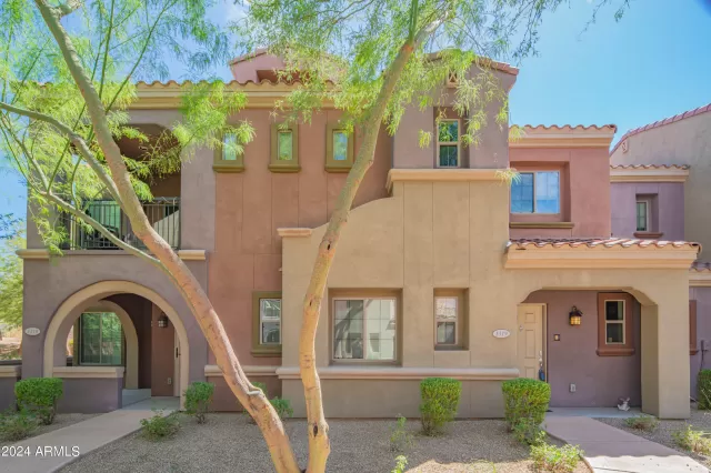 MLS: 6759281 Condo For Sale