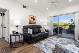 Photo #1: 6759339 Listing