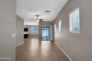 Photo #3: 6759369 Listing