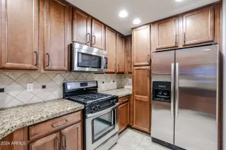 Photo #4: 6759387 Listing 