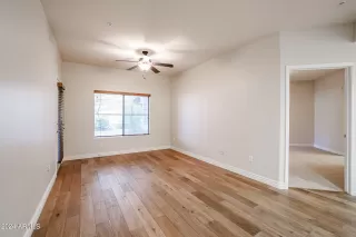 Photo #5: 6759387 Listing 