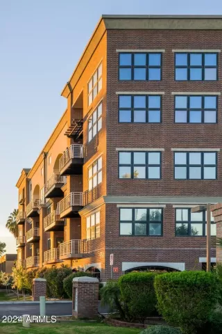 Photo #1: 6759471 Listing